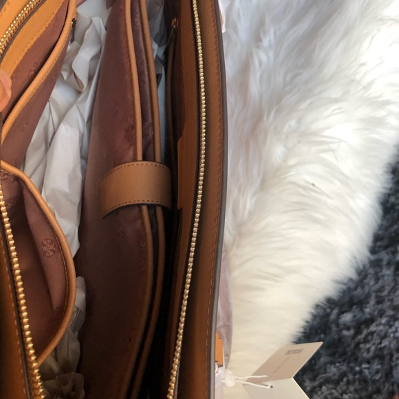 Tory Burch Emerson Top Zip Tote Cardamon Leather 64190 - Picture 6 of 7